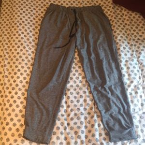 Lululemon joggers size 4